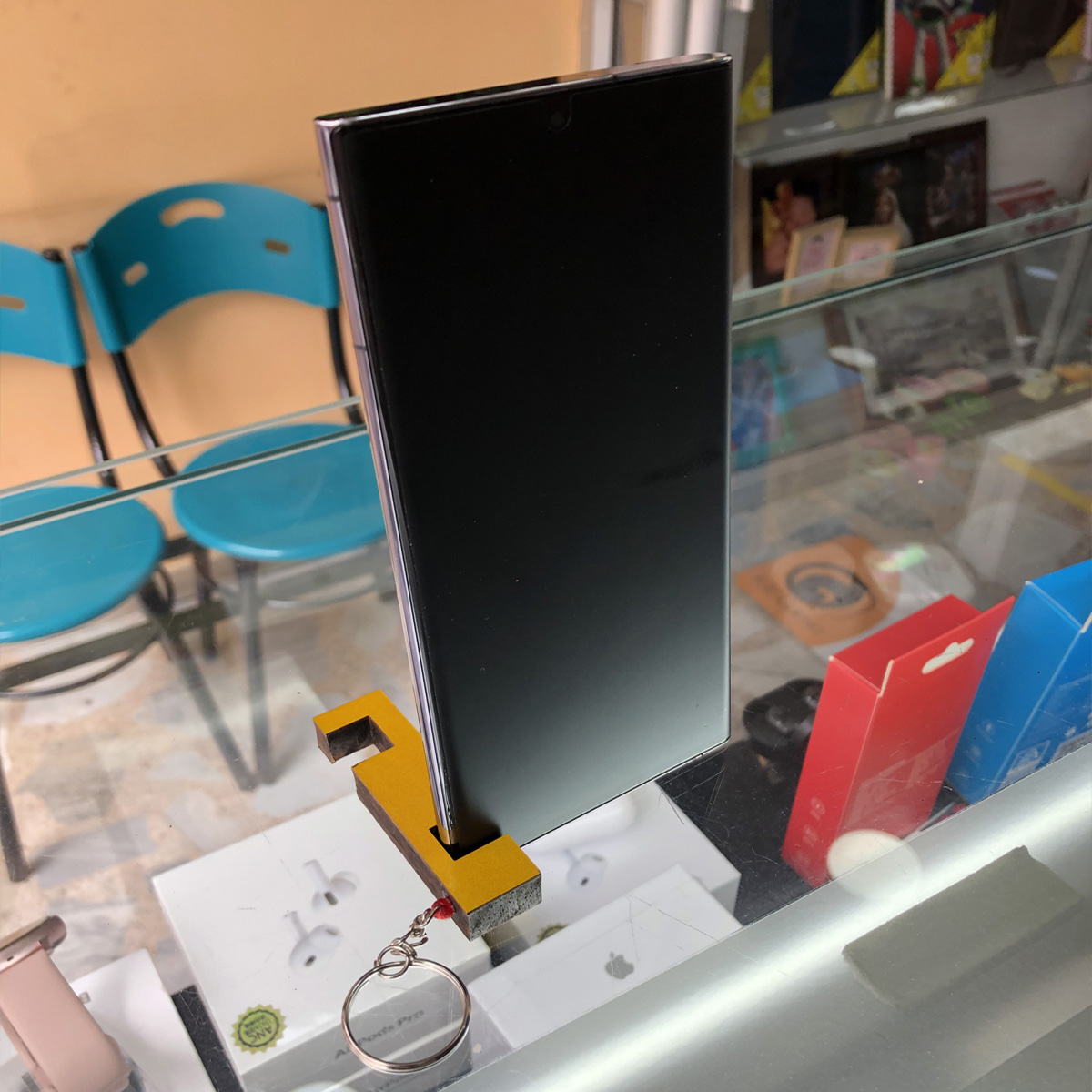 Soporte Celular de Escritorio Ajustable y Resistente - Mantén tu celular siempre a la vista y a mano - Imagen 6