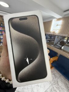 Apple iPhone 15 Pro Max (256 Gb) - Titanio Natural Nuevo Sellado