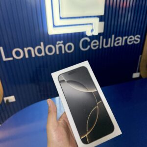 iPhone 16 Pro Max de 256 GB Natral Titanuim Nuevo Sellado